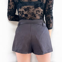 FALDA SHORT NEGRA